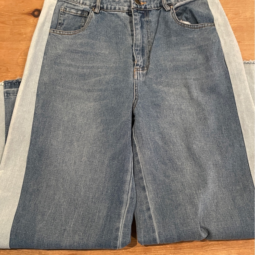 NWOT Forever 21 two Tone High Rise Wide leg 💯% cotton Flare Jeans 28 - Picture 8 of 9
